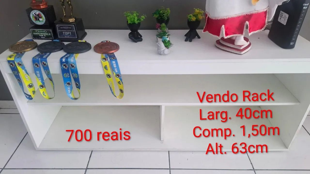 Vendo Painel, Rack e mesinha centro - Foto 5