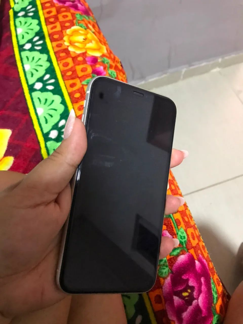 Vendo ou troco IPhone 11, 64gb todo, original  - Foto 2