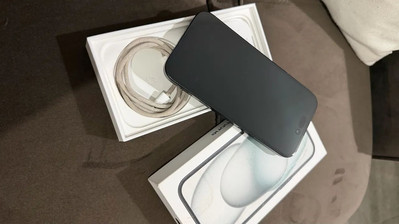 iPhone 15  - Foto 3