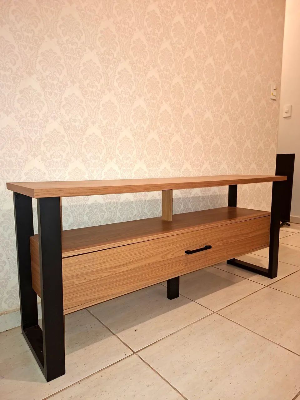 Rack 100% MDF,  Freijó E Preto 140 Cm  - Foto 3