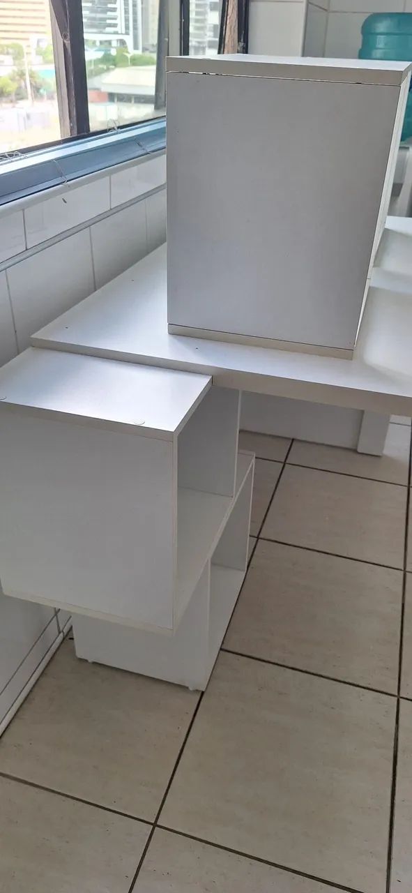 Escrivaninha modular,mdf, branca, dois nichos arquivos - Foto 5