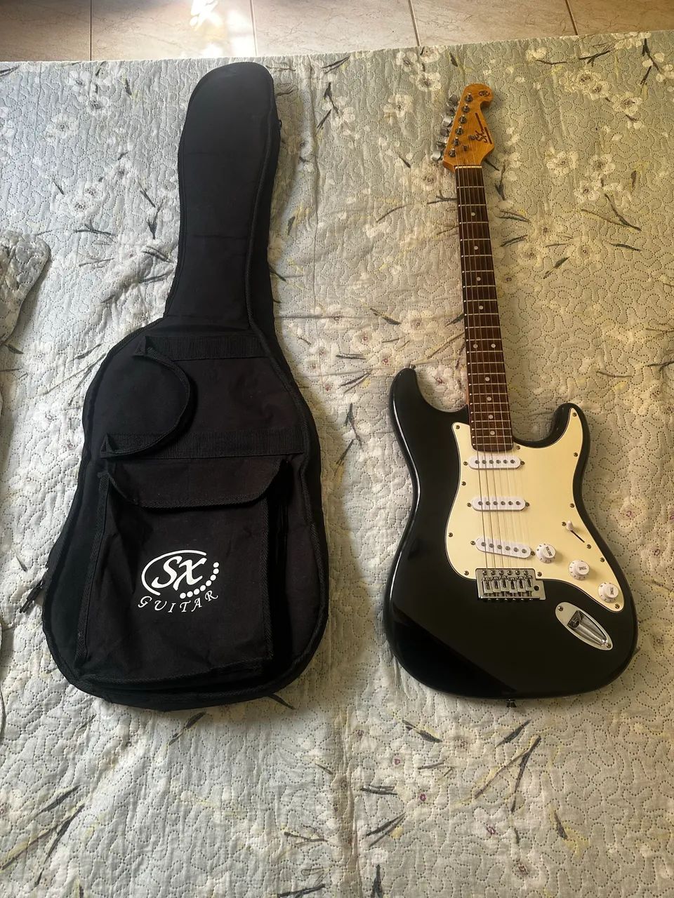 Guitarra strato SX