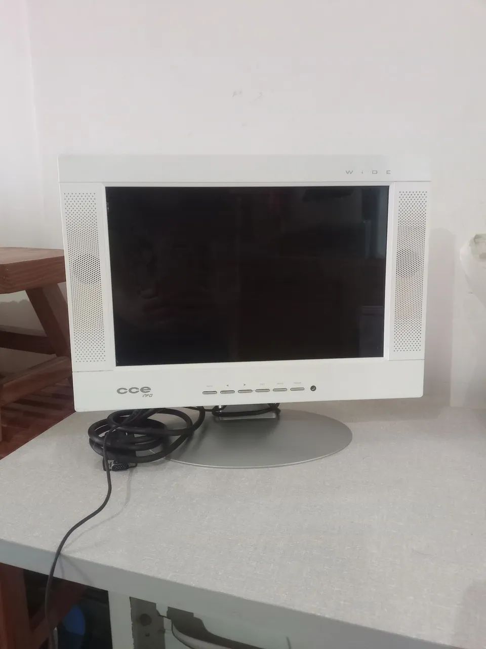 Monitor cce antigo funciona perfeitamente 14 polegadas. - Foto 3
