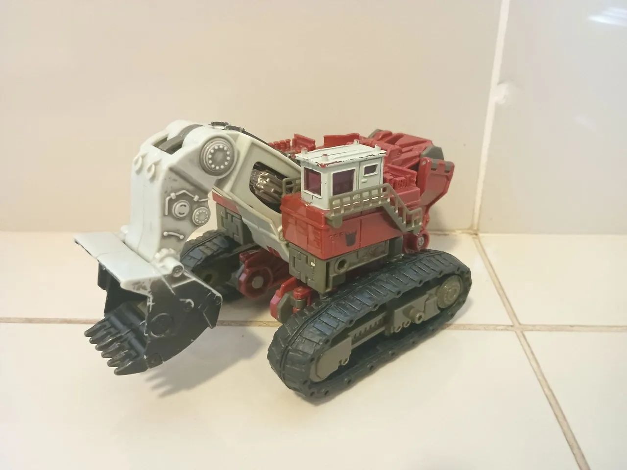 Boneco scavenger demolishor Voyager Transformers rotf hasbro - Foto 3