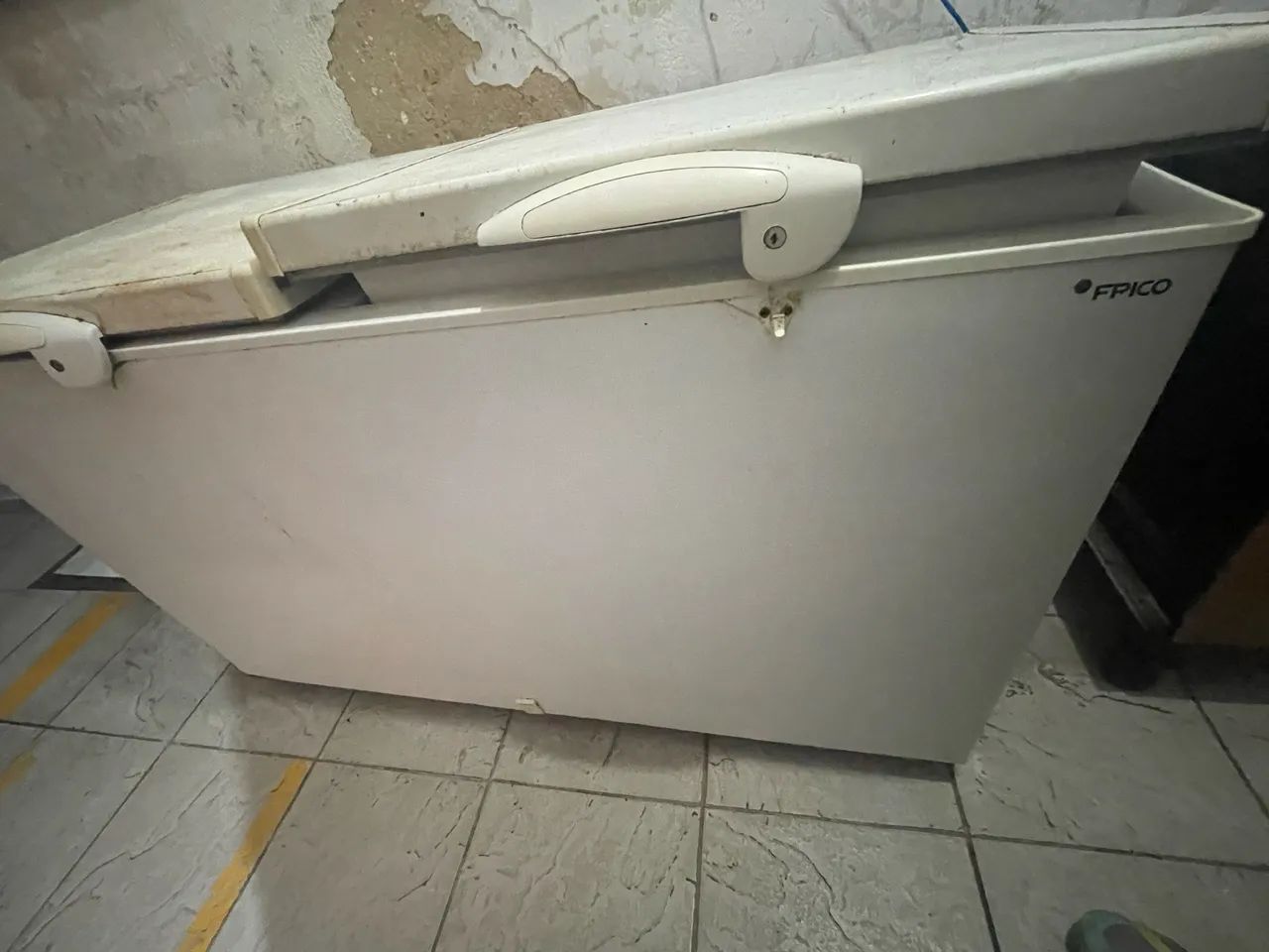 Freezer 510 litros Fricon 