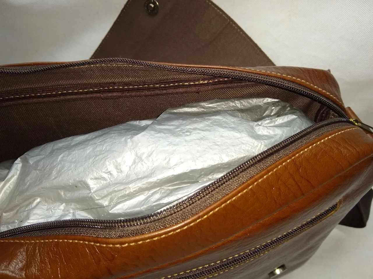 Bolsa Couro legítimo Nova  - Foto 4