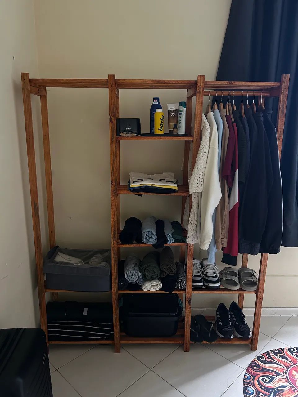 Arara/Guarda-roupa de Madeira Pinus