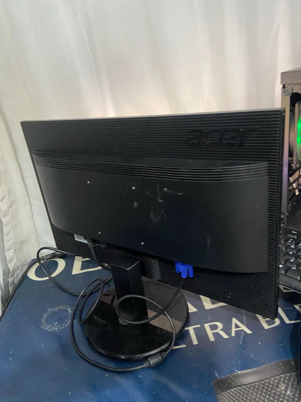 Monito Acer 22 polegadas DVI vga 60 hz seminovo acompanha cabos  - Foto 5