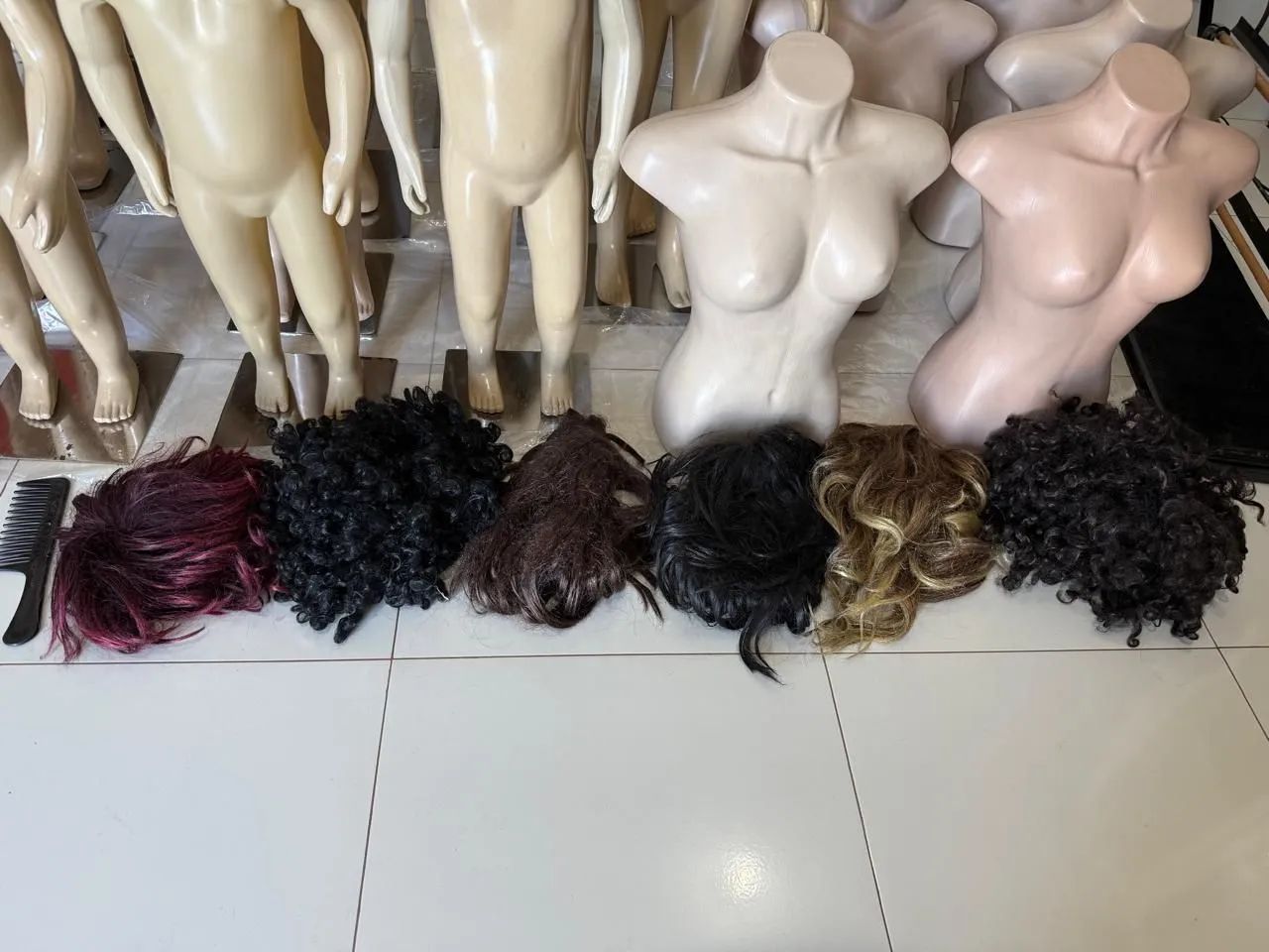 Manequins variados(seminovos)VALOR A COMBINAR  - Foto 4