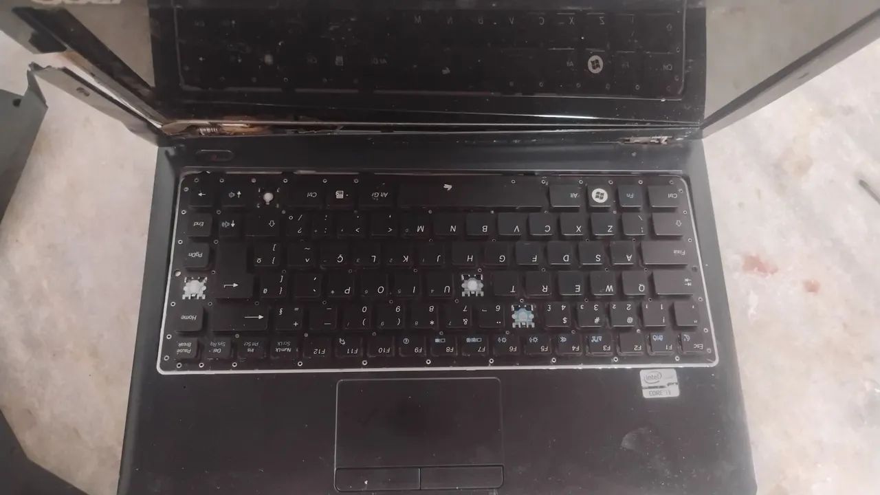 Notebook retirar peça ou consertar  - Foto 3