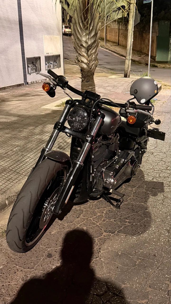 Harley-Davidson Softail Breakout 114 - Foto 2