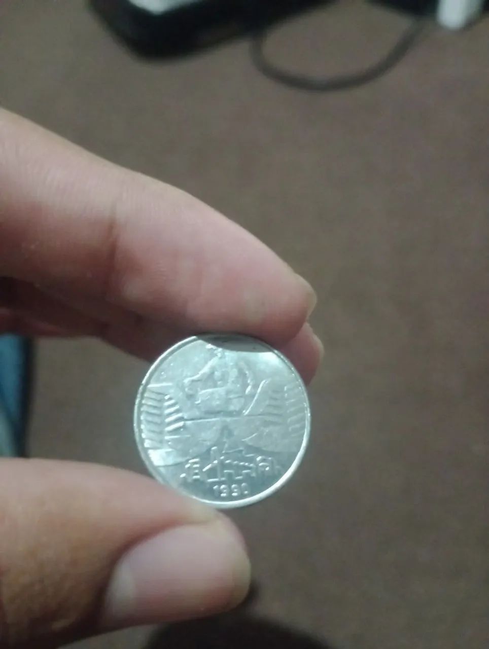 Moeda de 10 Cruzeiros de 1990 antiguidade - Foto 2