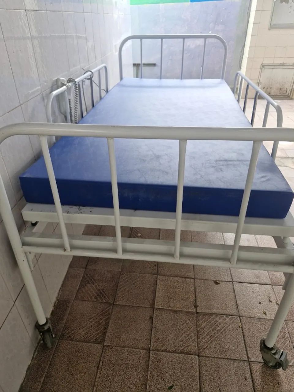 Cama Hospitalar com Controle  - Foto 4