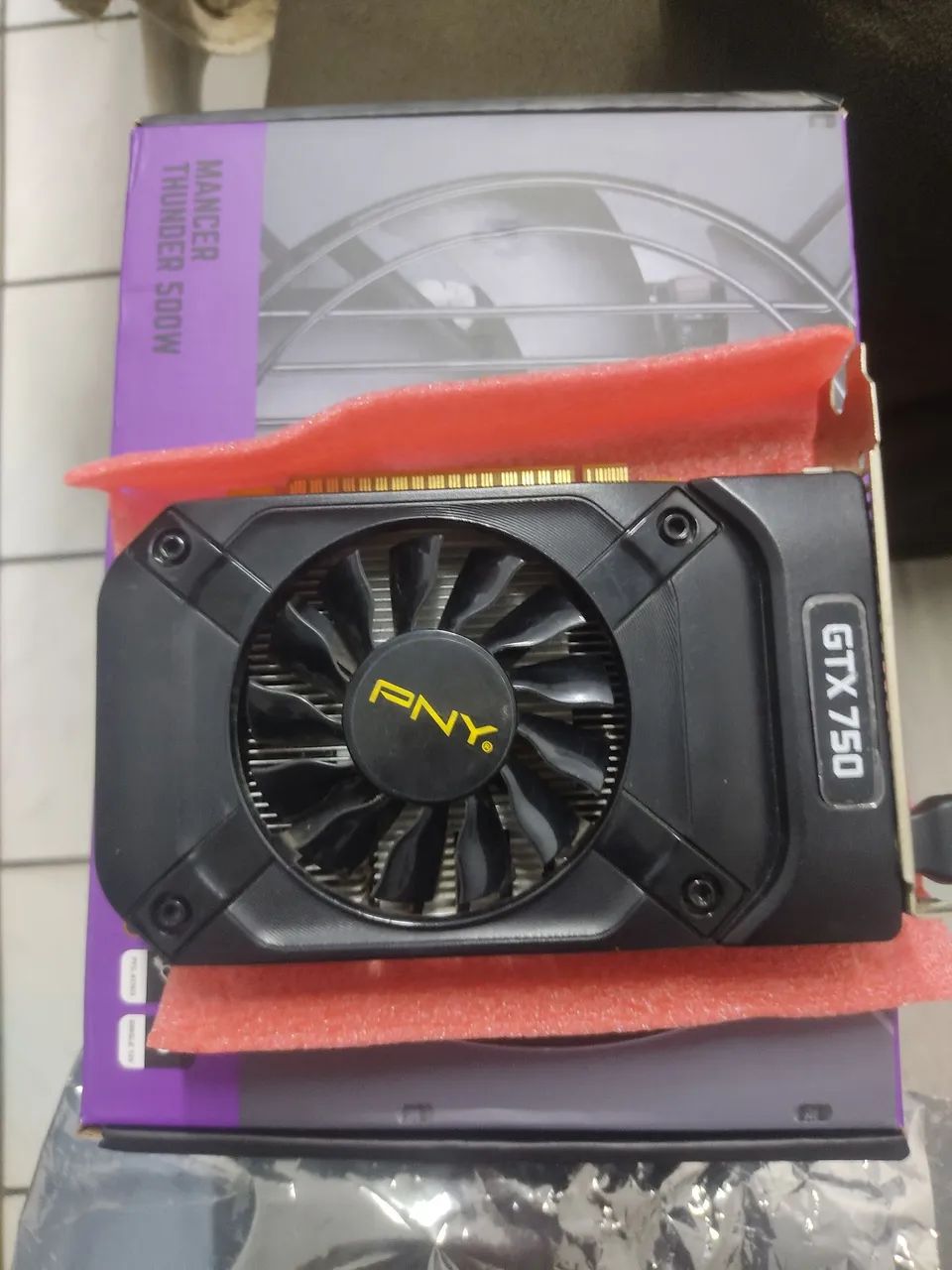 Vendo placa de vídeo gtx 750 de 1 gb usada