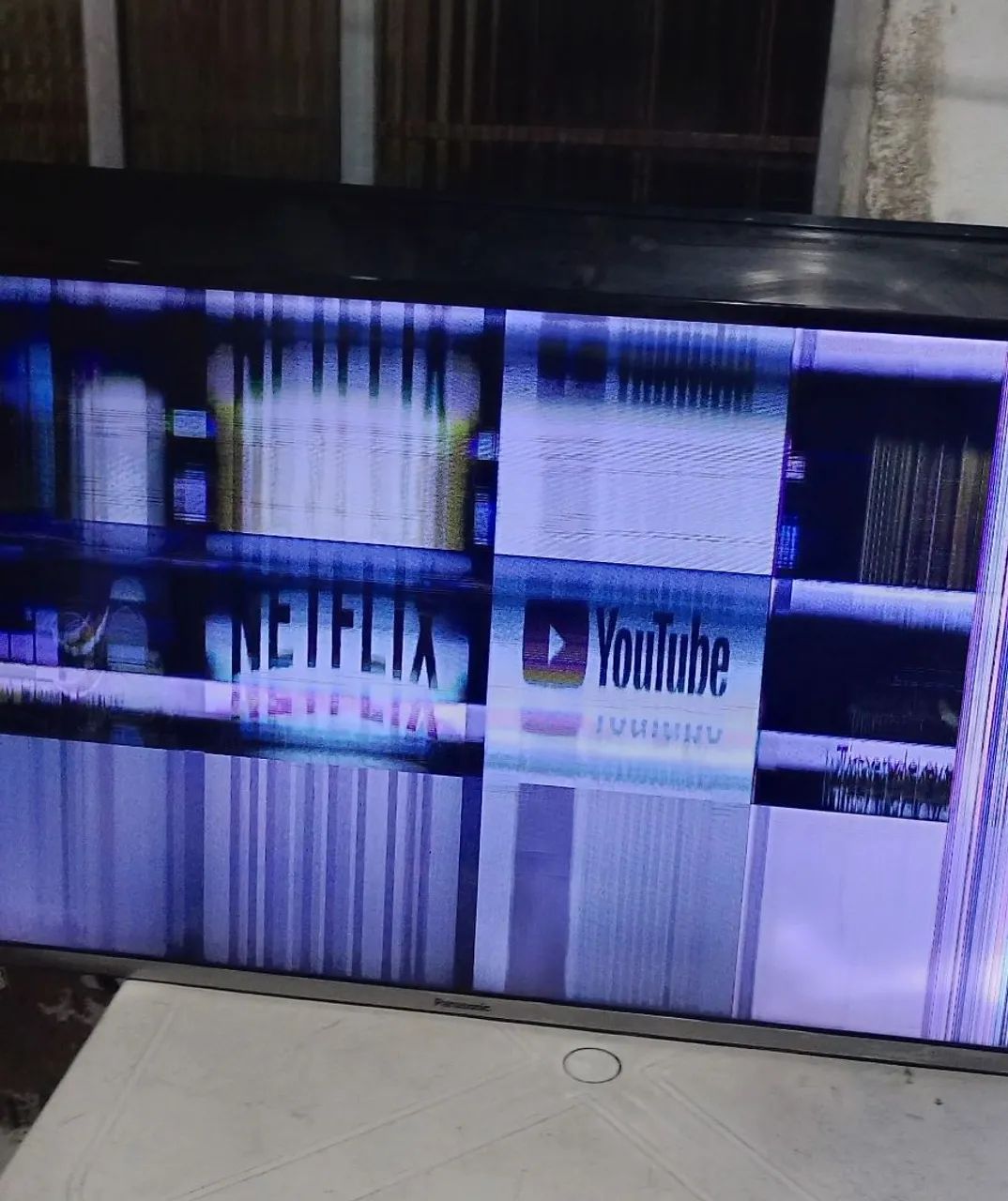 2 TVS PARA RETIRADA DE PEÇAS , PANASONIC E PHILLIPS MODELOS TEM