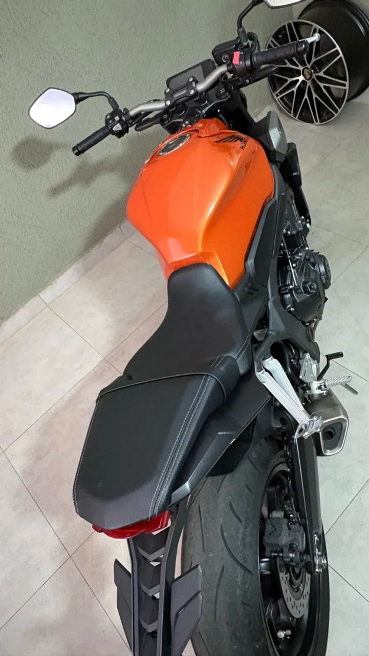 CB650R - Foto 4