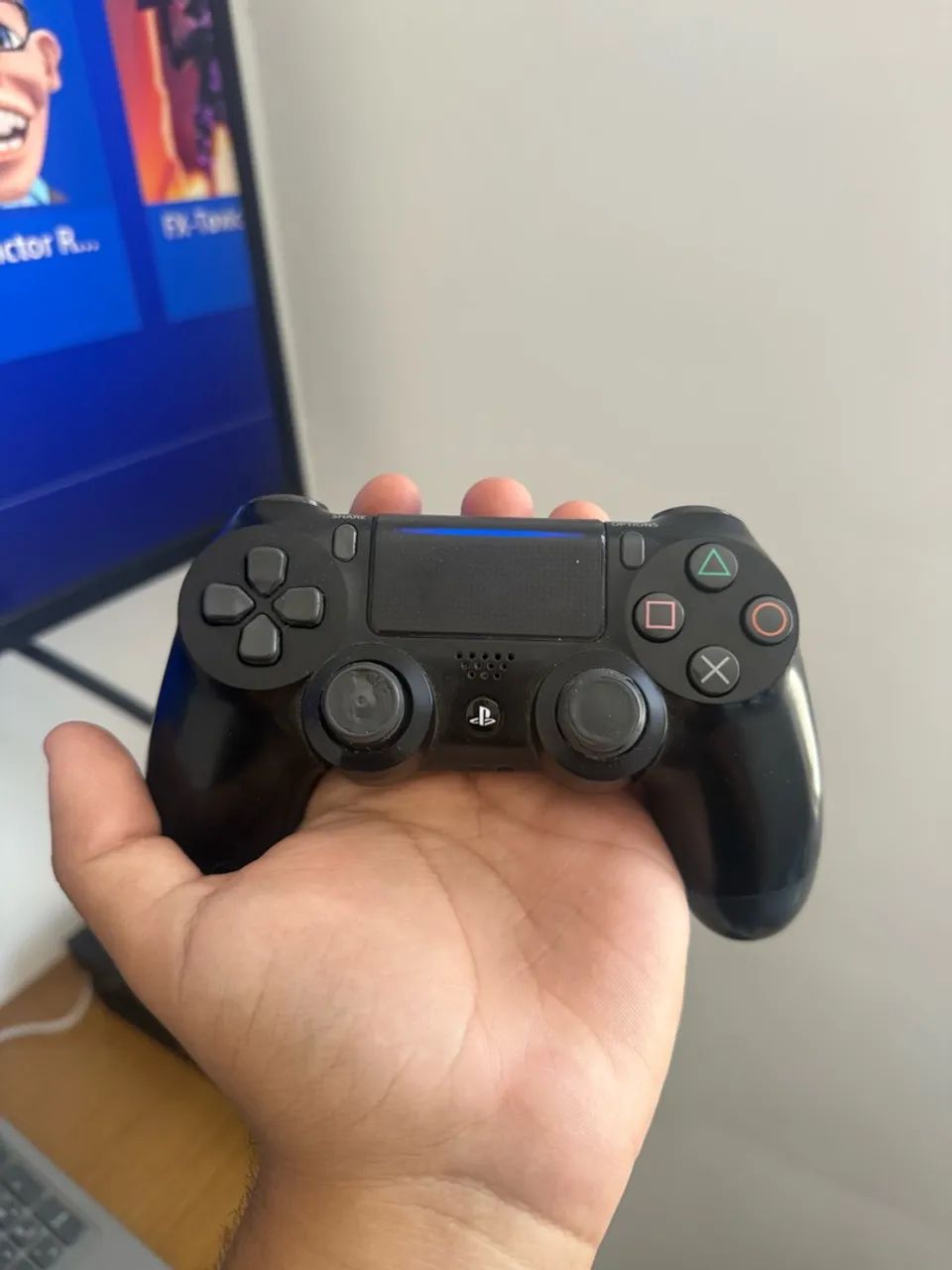 PS4 FAT + 2 CONTROLES - Foto 5