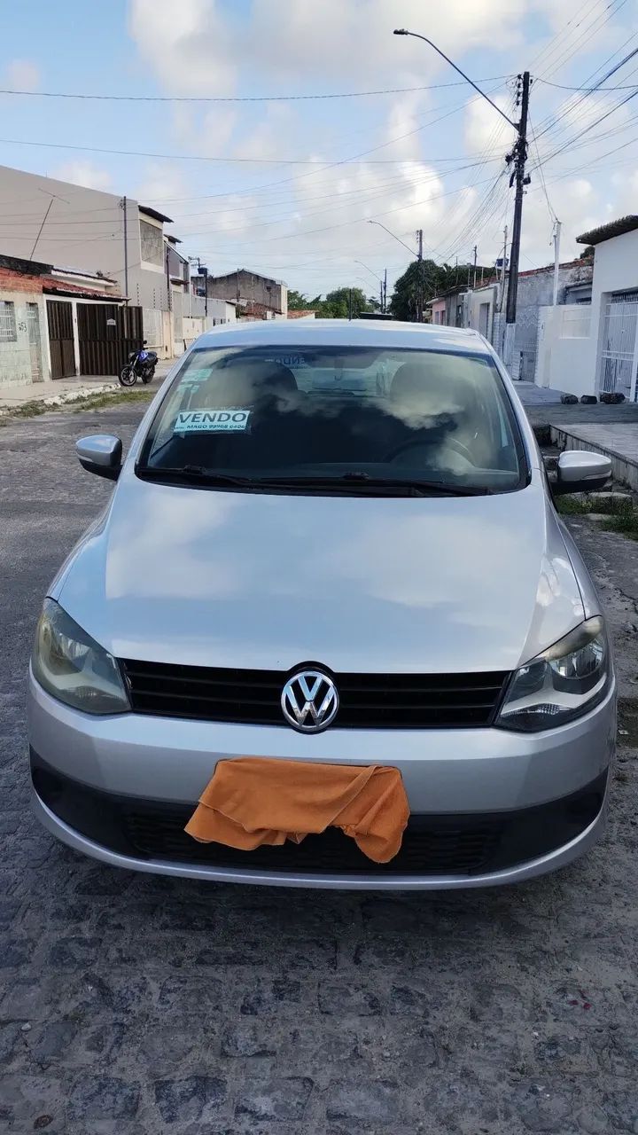 Volkswagen Fox 1.0 MI Total Flex 8V 5P 2014