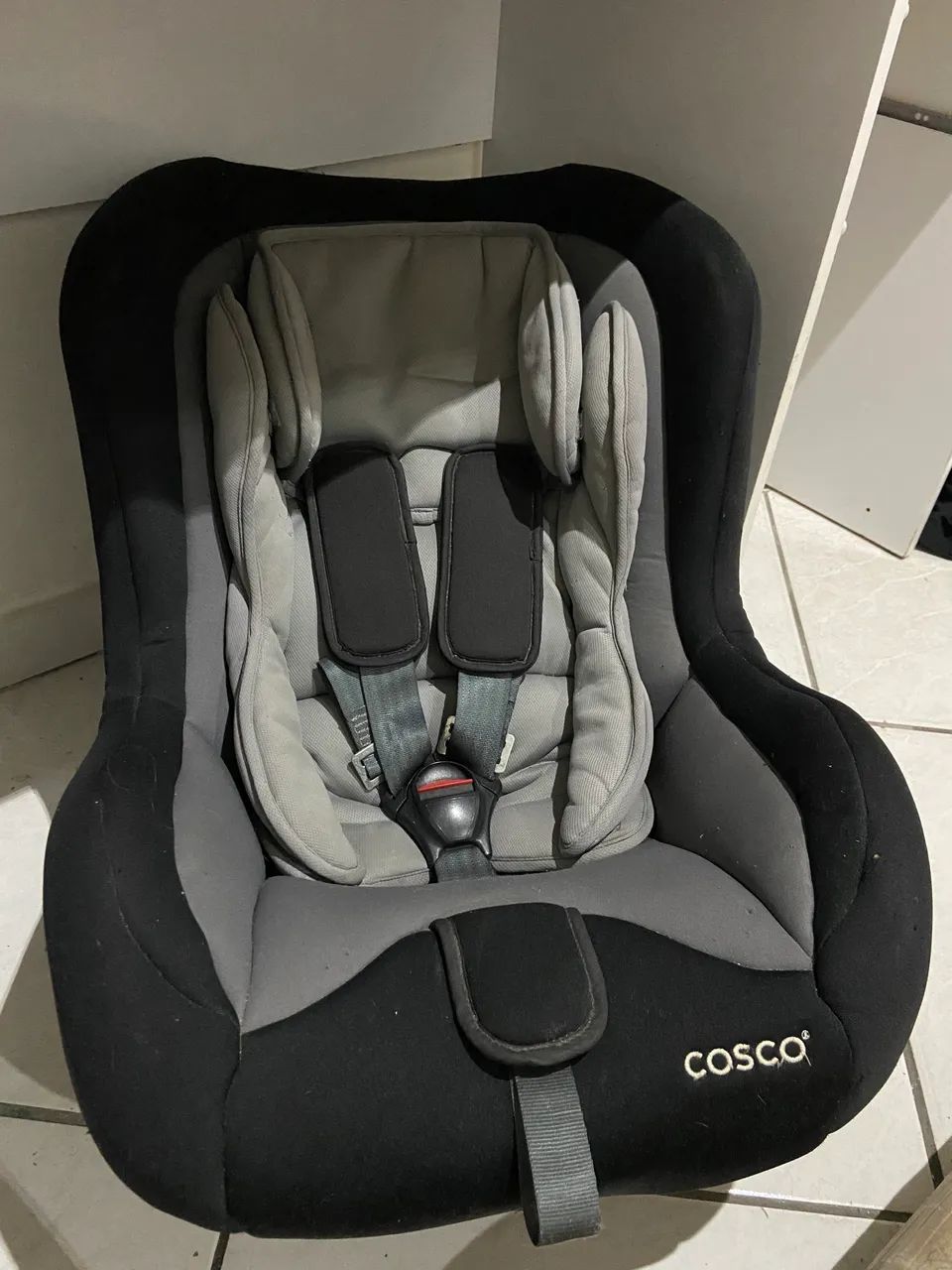 Cadeirinha Simple Safe 0 a 25kg Cosco - Preta 