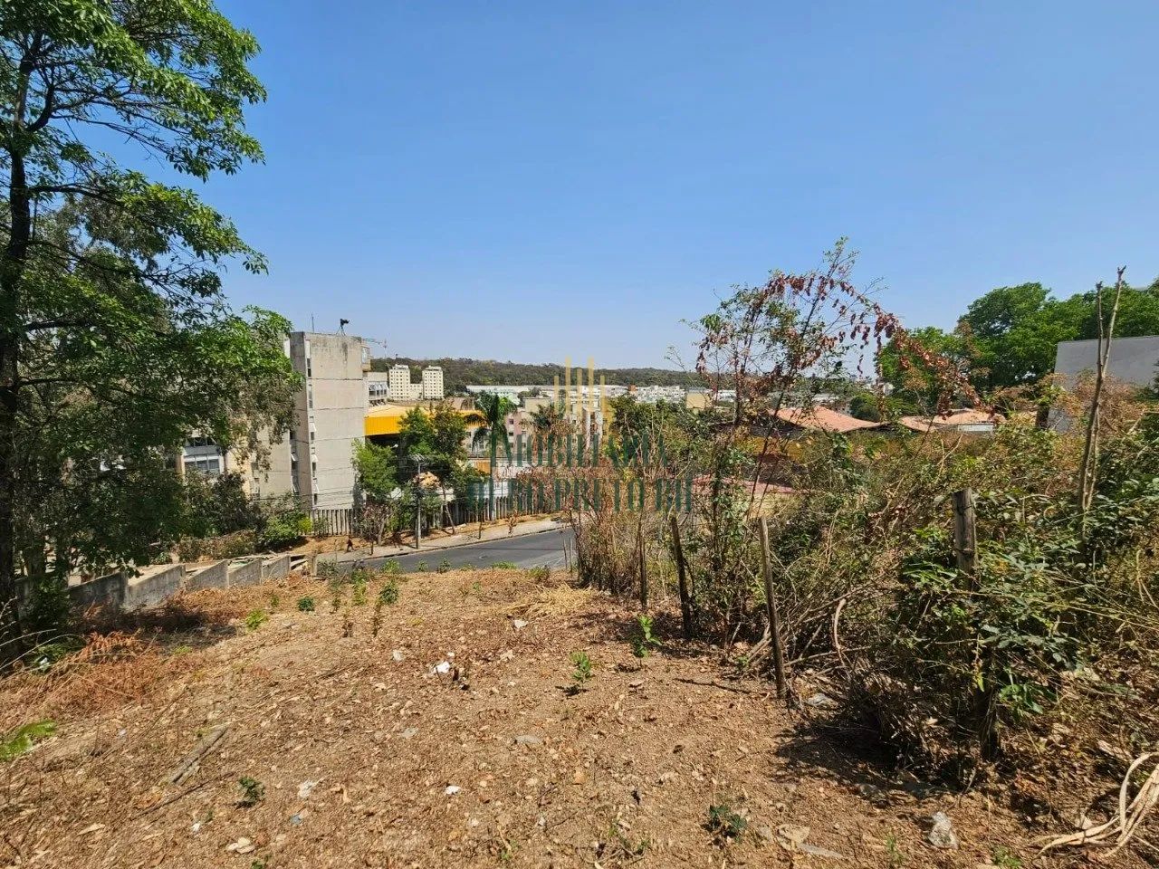 Lote com 360m² á venda no bairro Jaraguá. - Foto 2