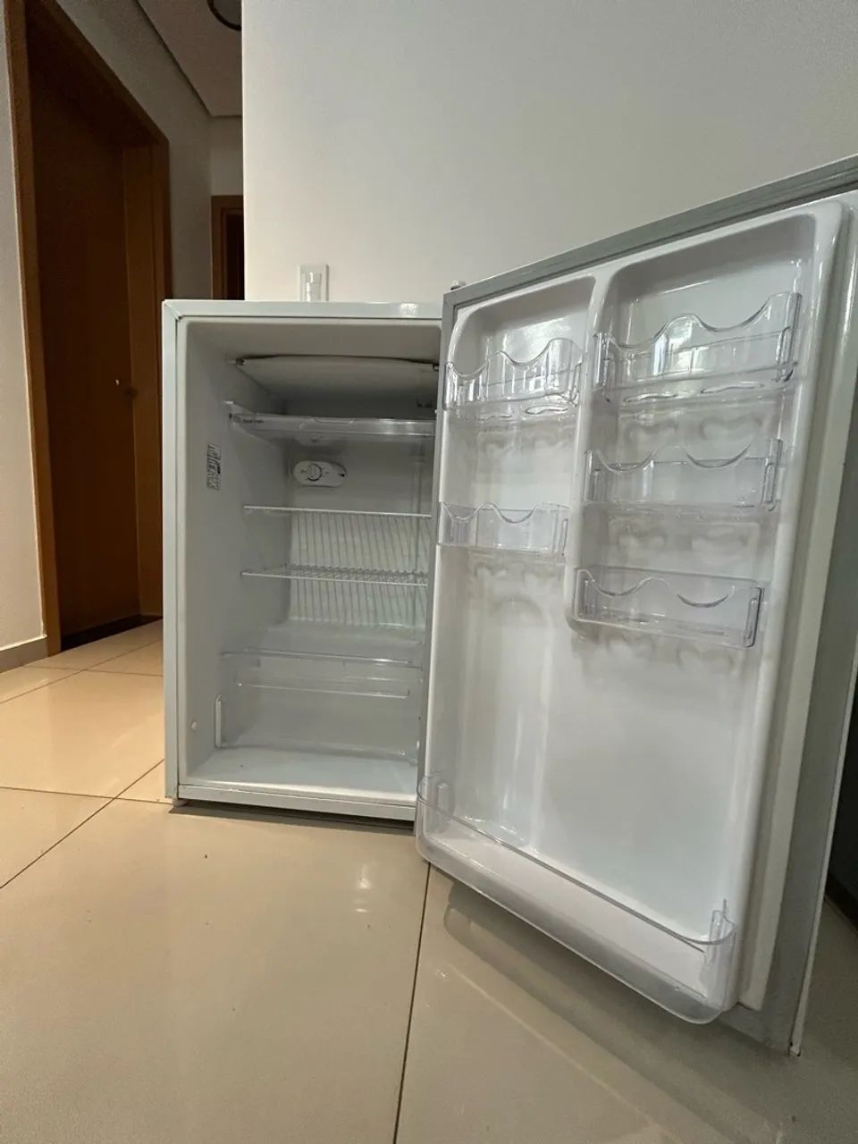 Frigobar Electrolux 90L - Foto 2
