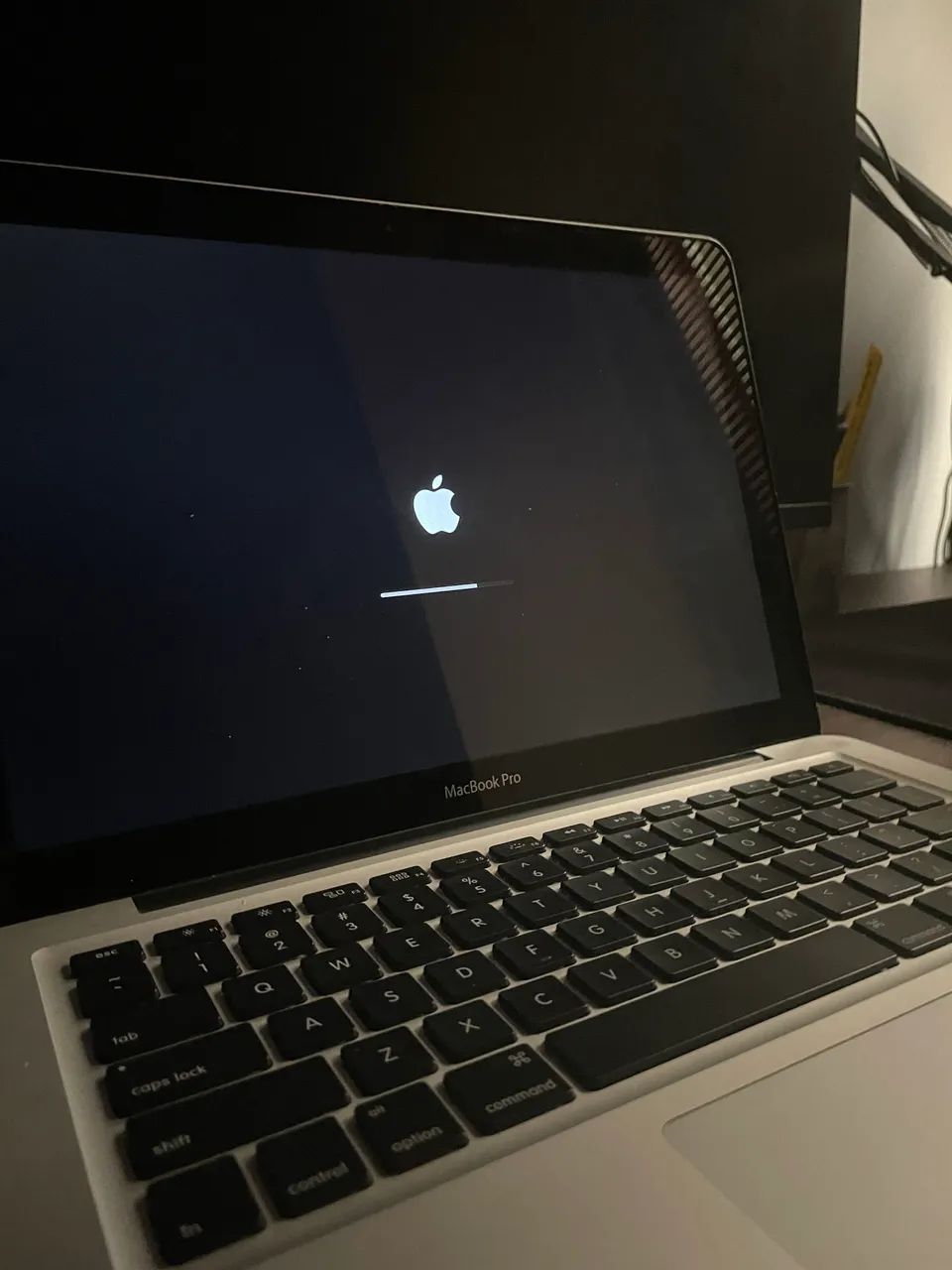 Macbook pro 13 16gb  - Foto 2