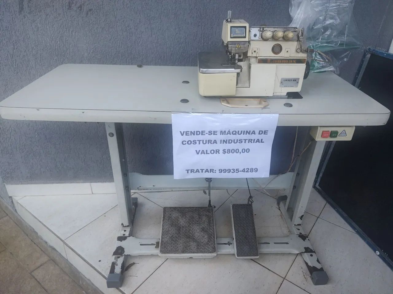 Máquina de Costura Industrial 