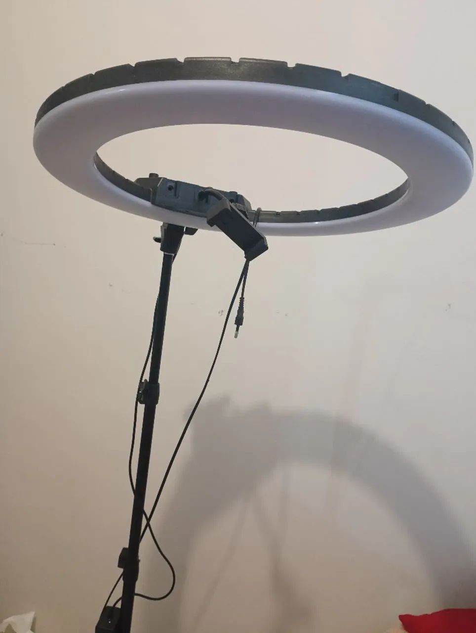 Ring light grande com controle e vários suporte para o celular 