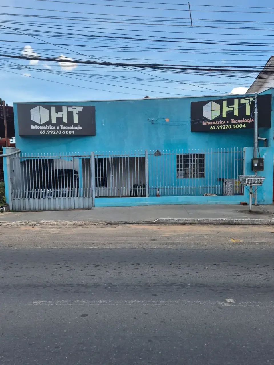 Casa comercial na Avenida das Torres. codigo: 323161