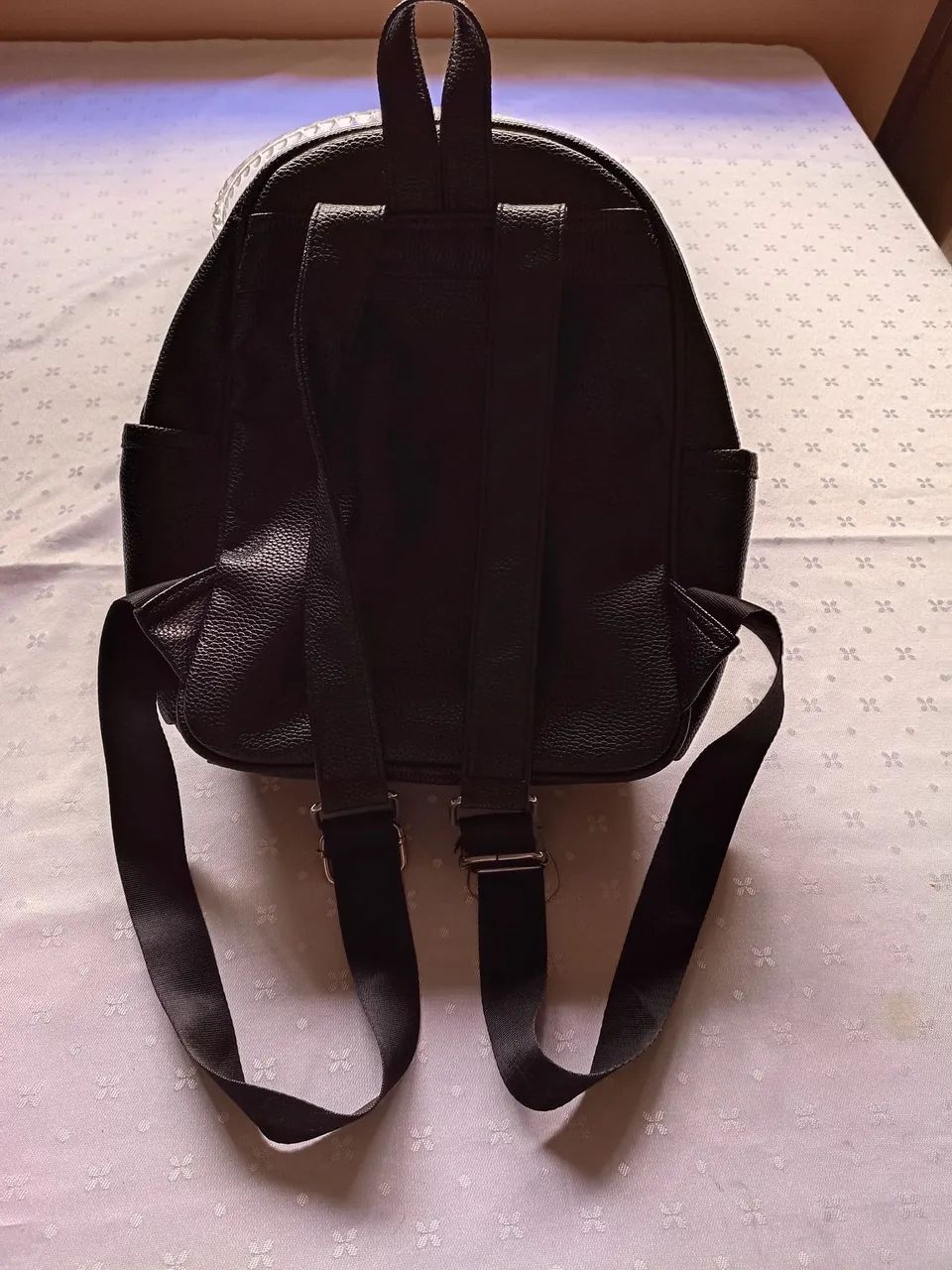 Vendo Mochila FiveBlu Mini Tachas 98009 Preta  - Foto 2