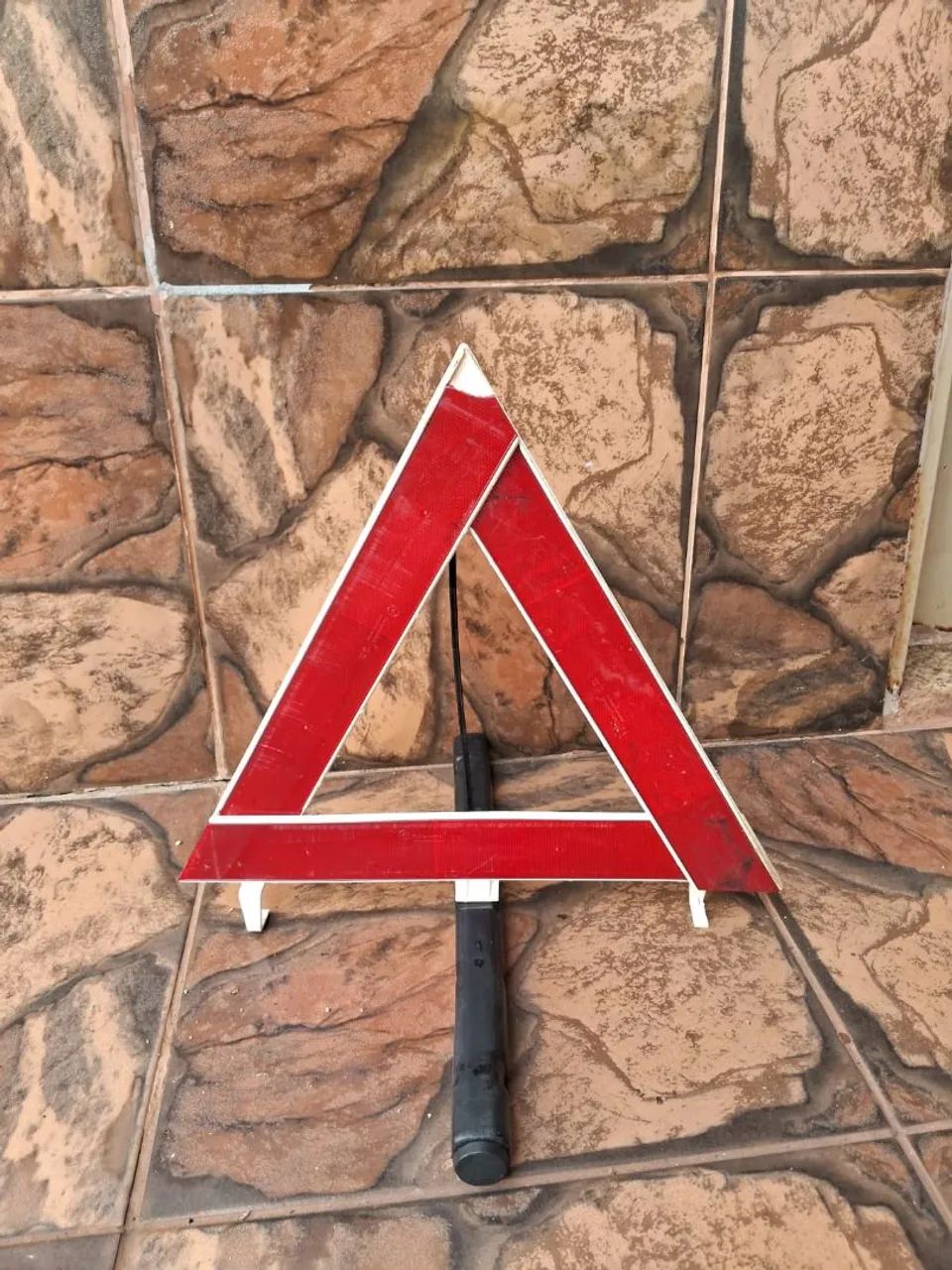 Triângulo de sinalização  - Foto 2