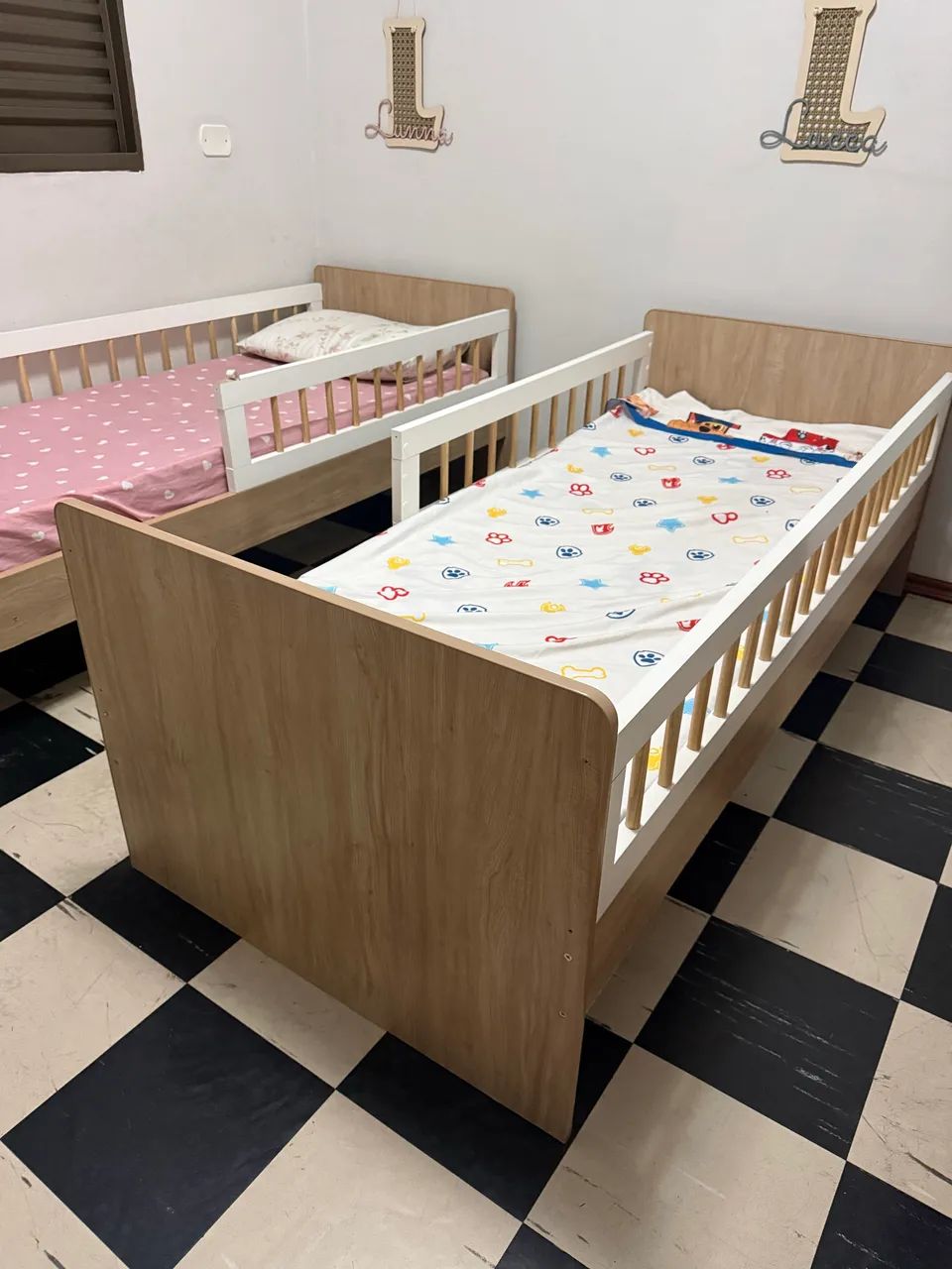 Cama com escorregador 