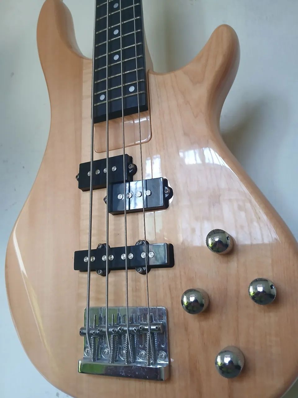 Baixo giannini | 4 cordas - Foto 3