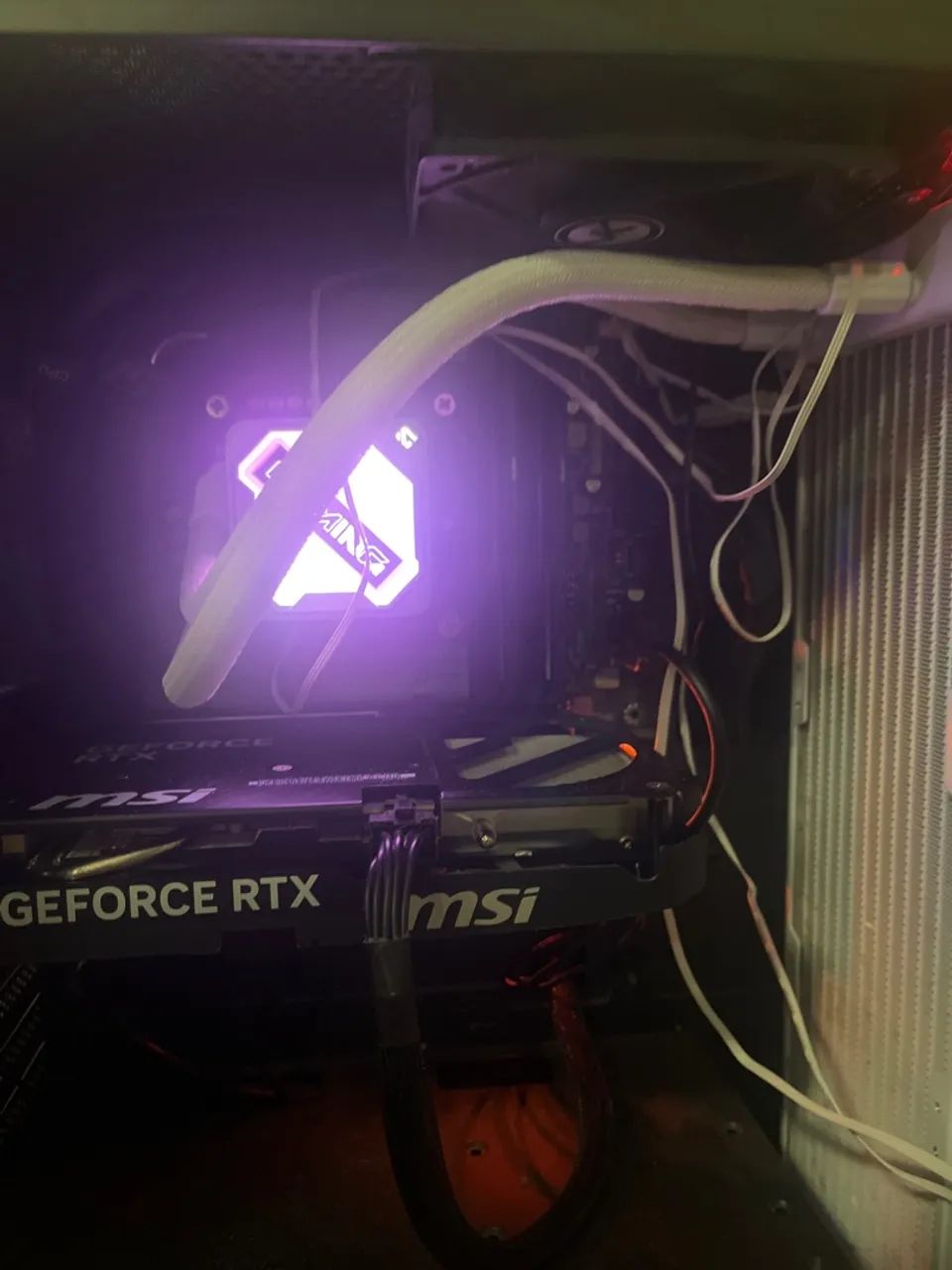 Pc gamer mid-high end 