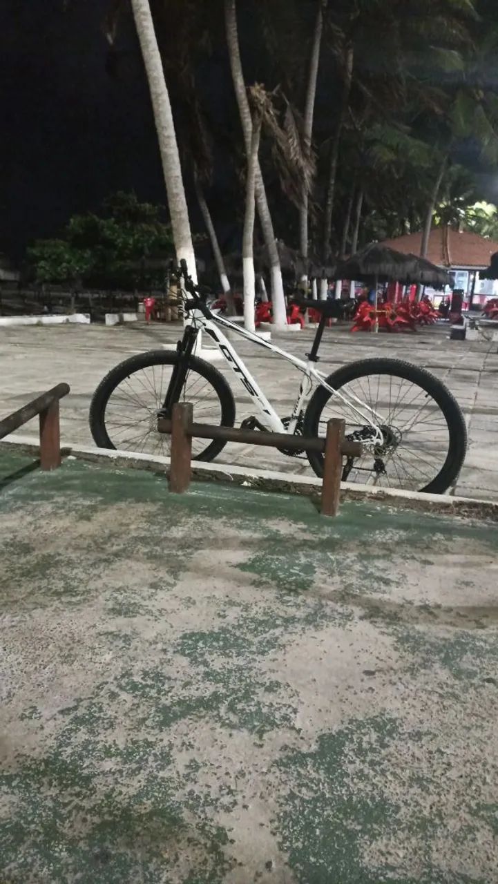 Bicicleta semi nova - Foto 2