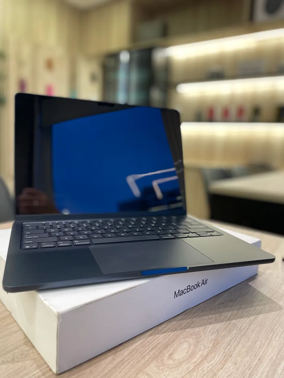 ほぼ新品 MacBook Air M4 16GB 256GB バッテリー100% MacBook本体