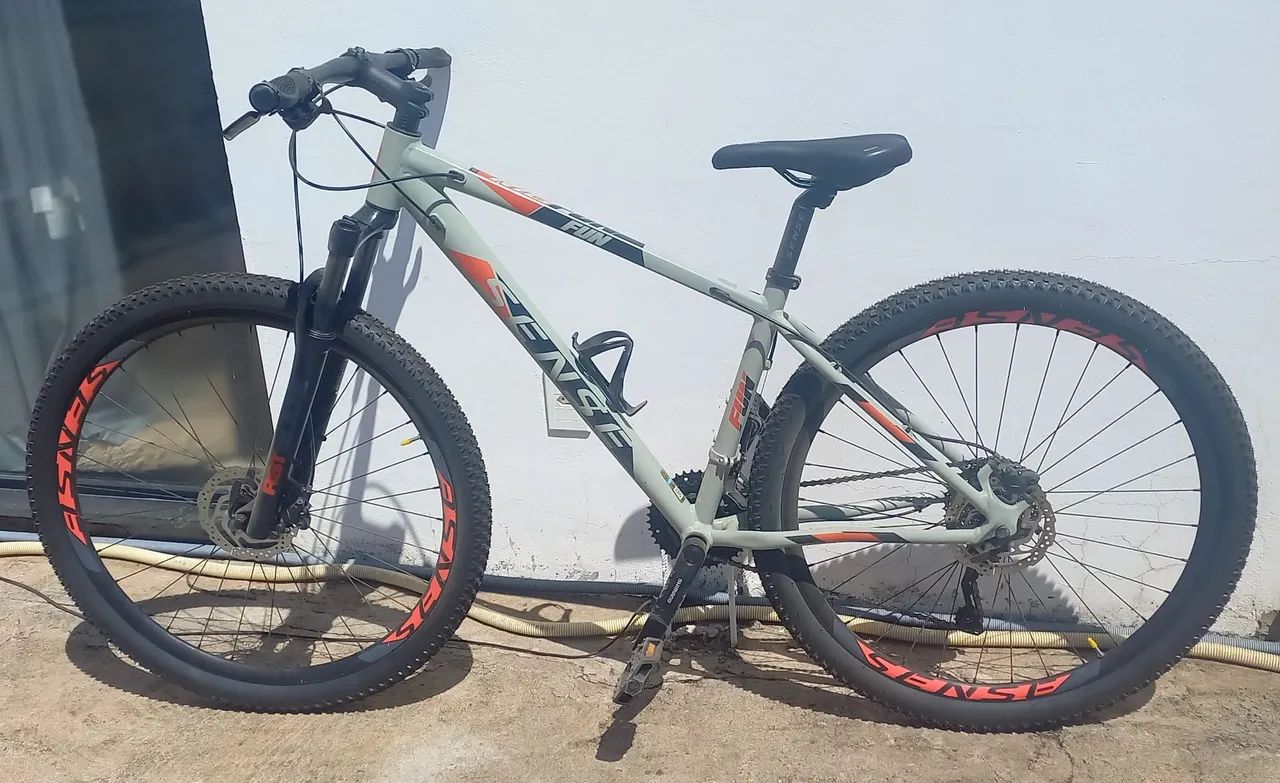 Bicicleta aro 29 - Foto 2