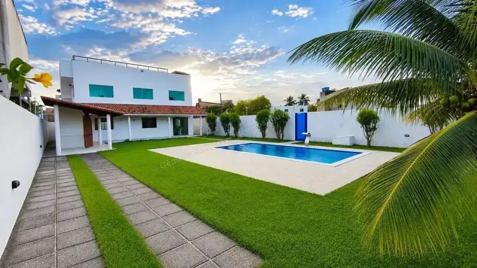 Residência Aver o Mar com Piscina