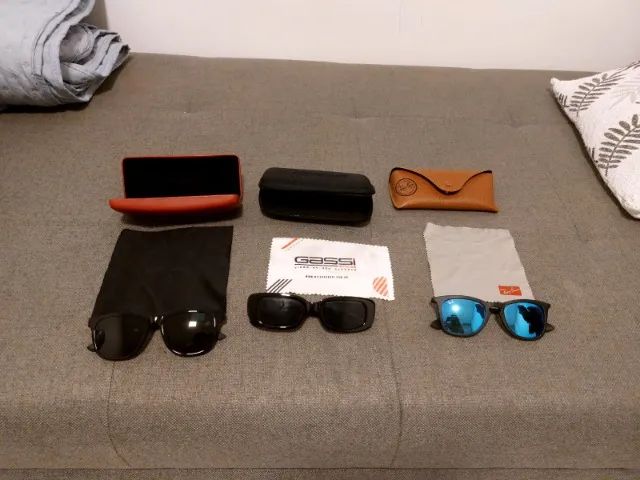 3 Óculos de Sol com Cases e Flanelas (Chillibeans e Ray-Ban)