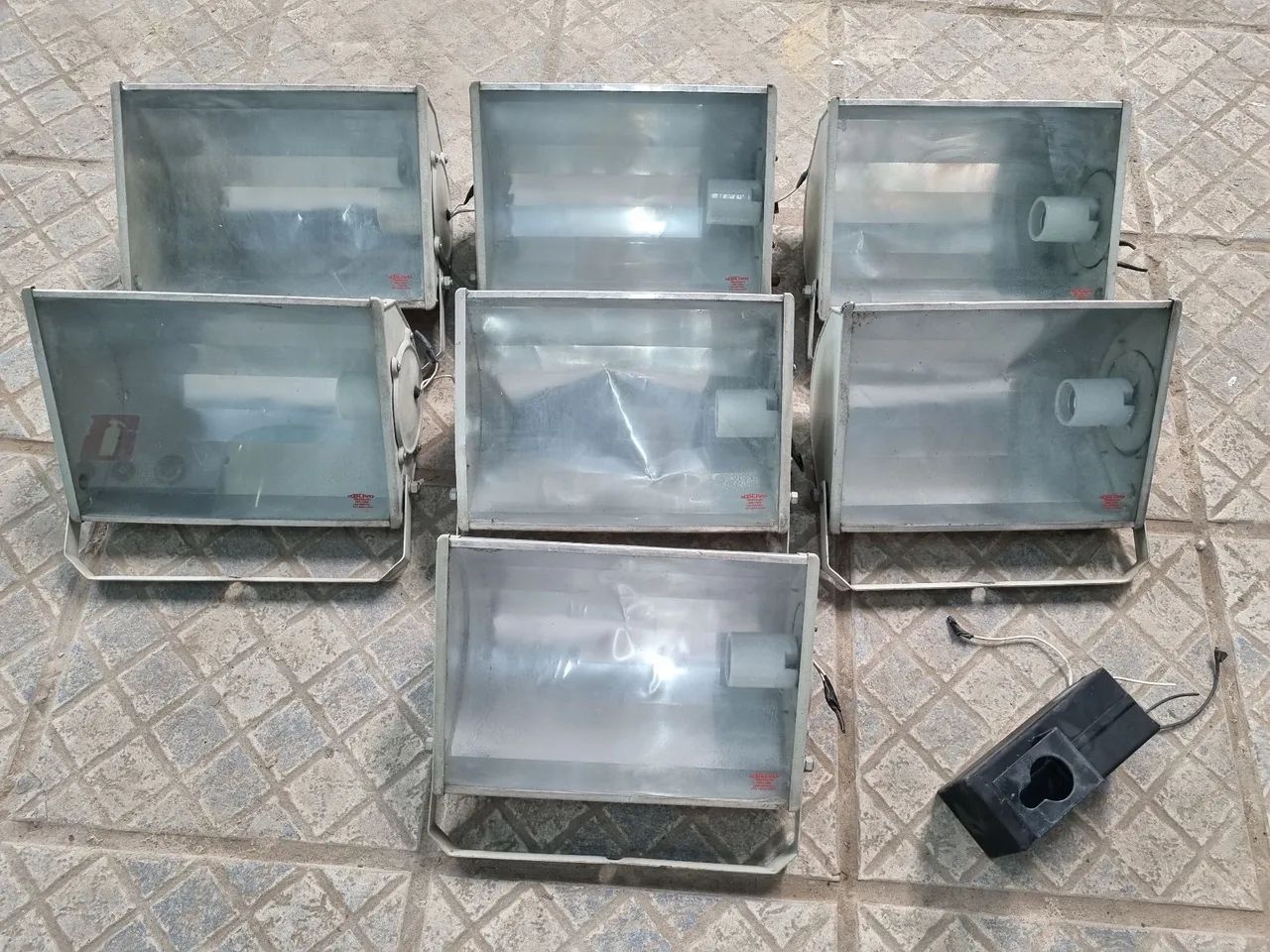 Refletores externos444676709821992960