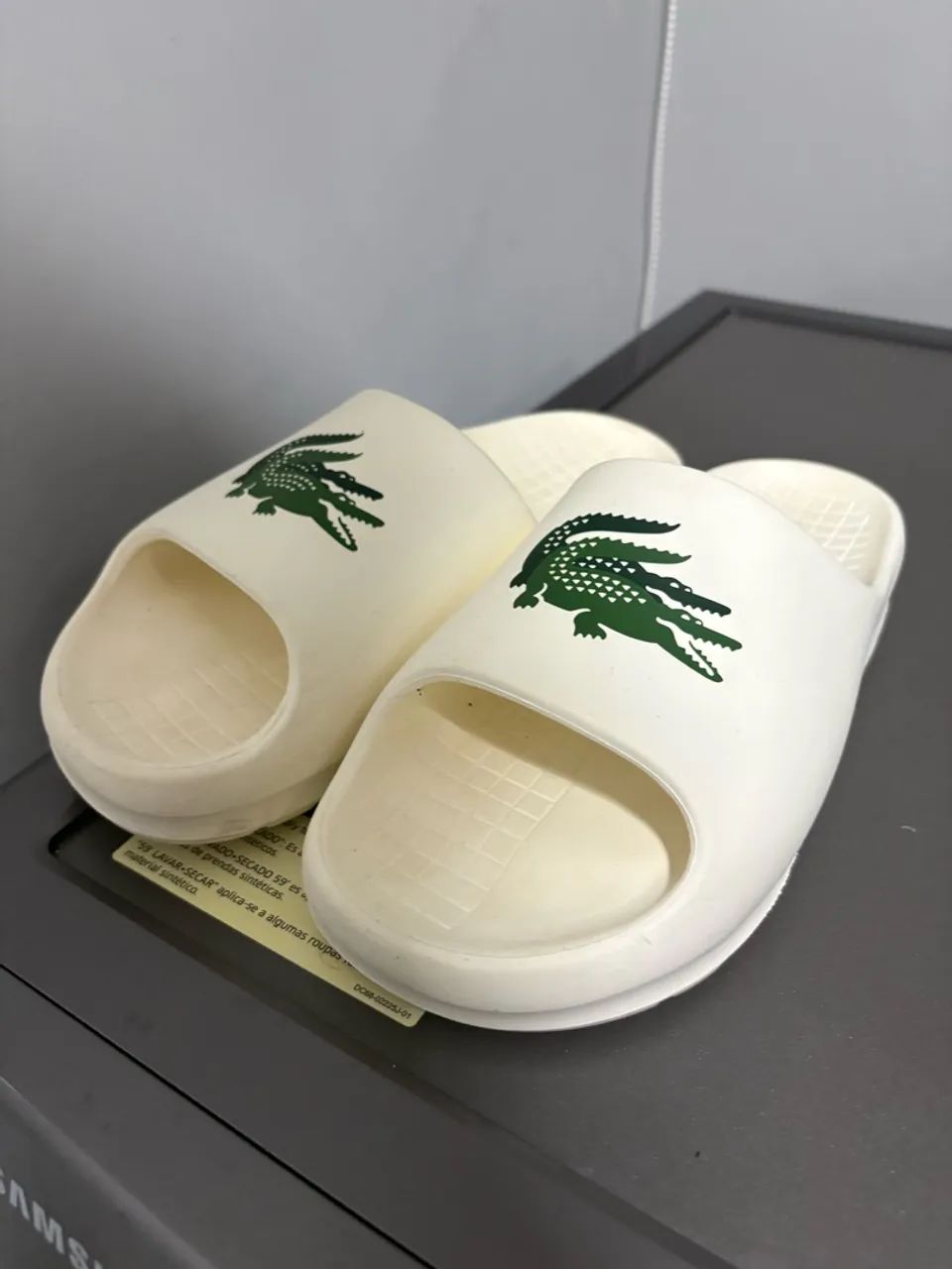 Chinelo original Lacoste - Foto 3