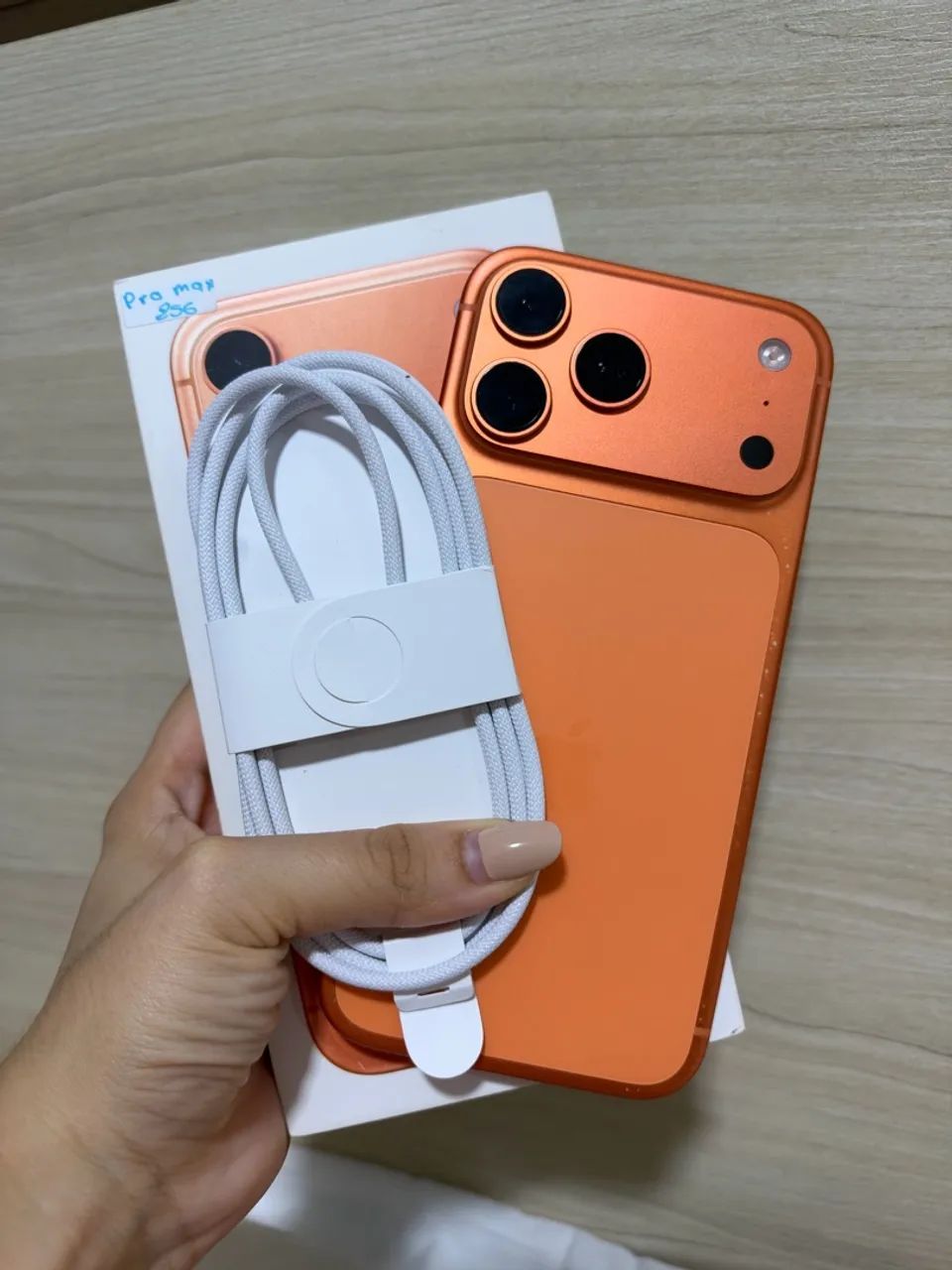 iPhone 17 pro max 