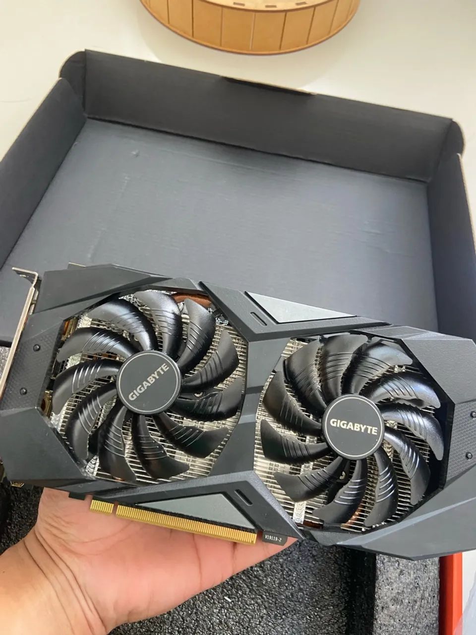 GTX 1660 Super (não da vídeo)