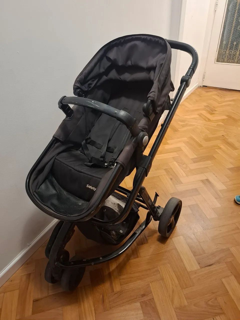 Carrinho de bebê Mobi Safety 1st sem bebê conforto 