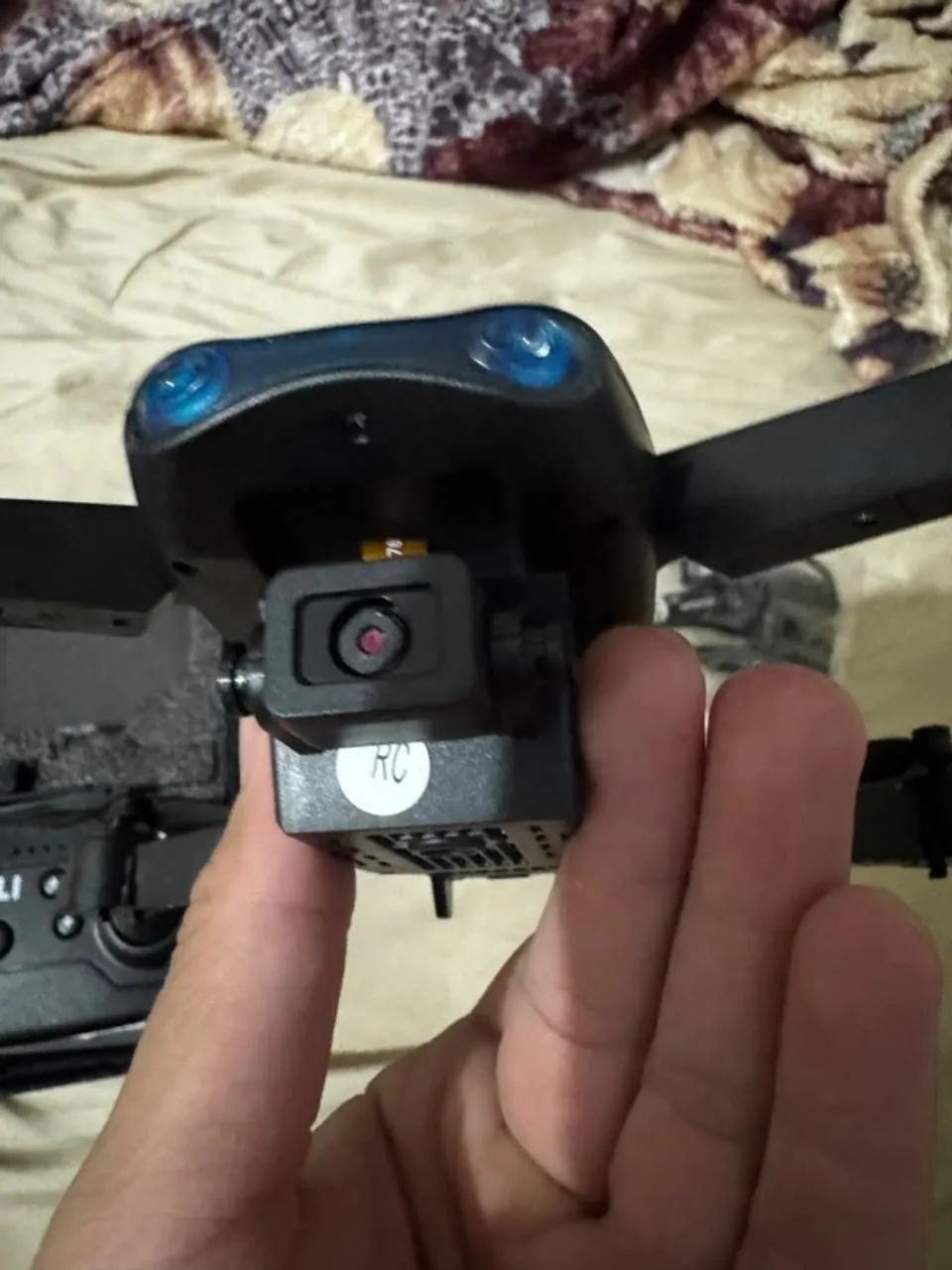 DRONE E99 com camera e 3 baterias extras - Foto 2
