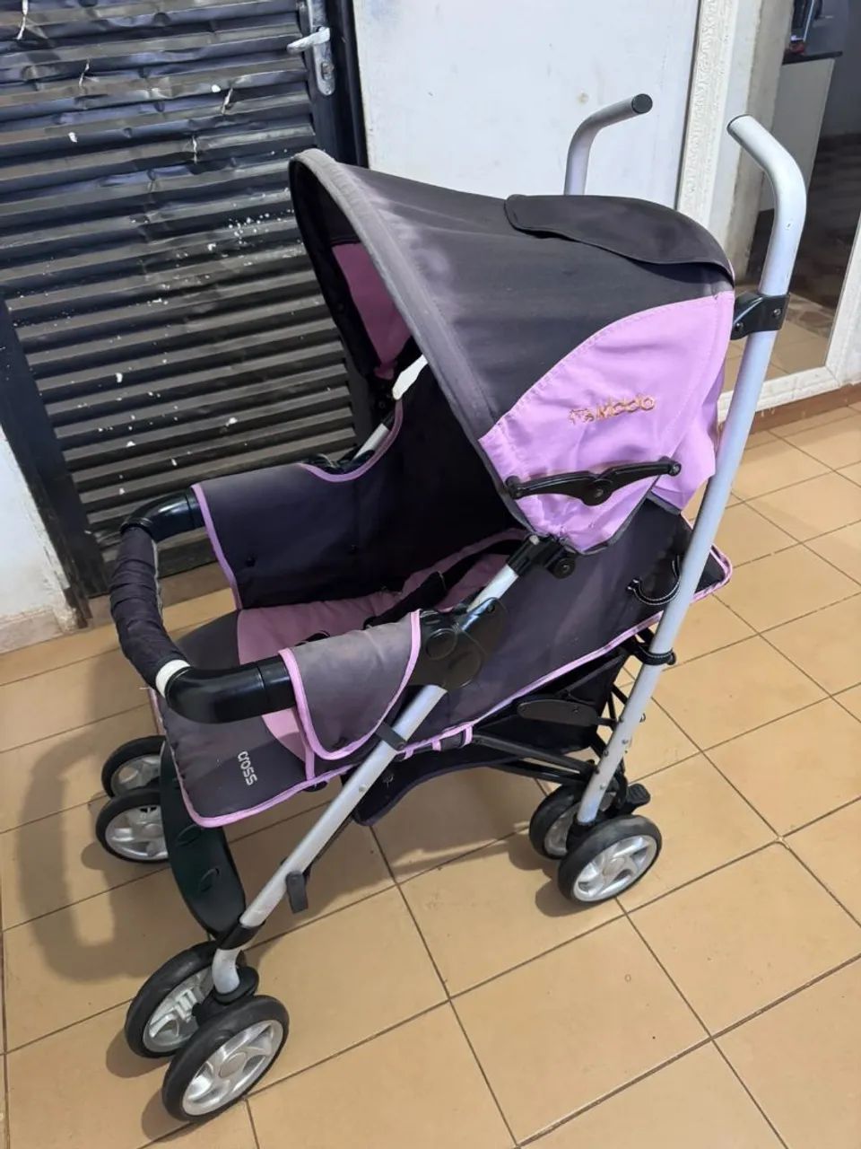 Carrinho kiddo super conservado  - Foto 5