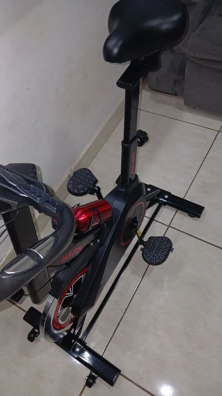 Bicicleta ergometrica semi nova  - Foto 2