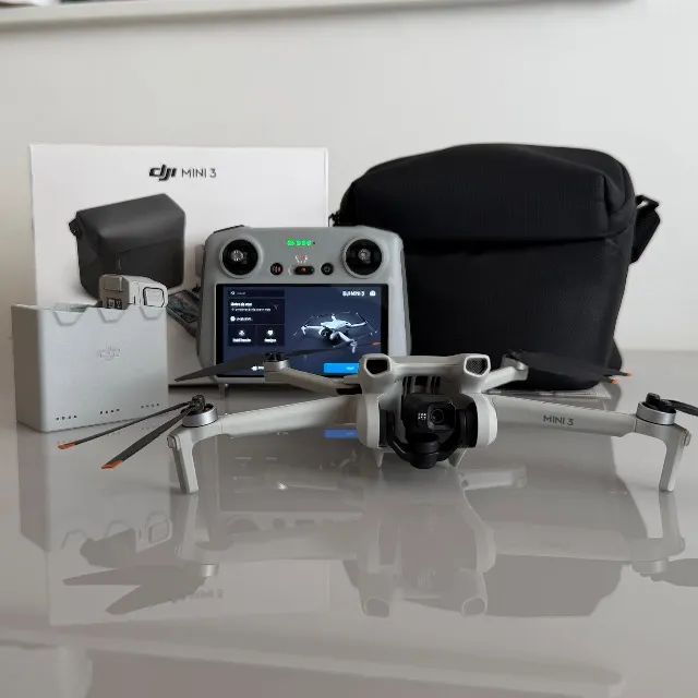 DJI Mini 3 Combo Controle com Tela