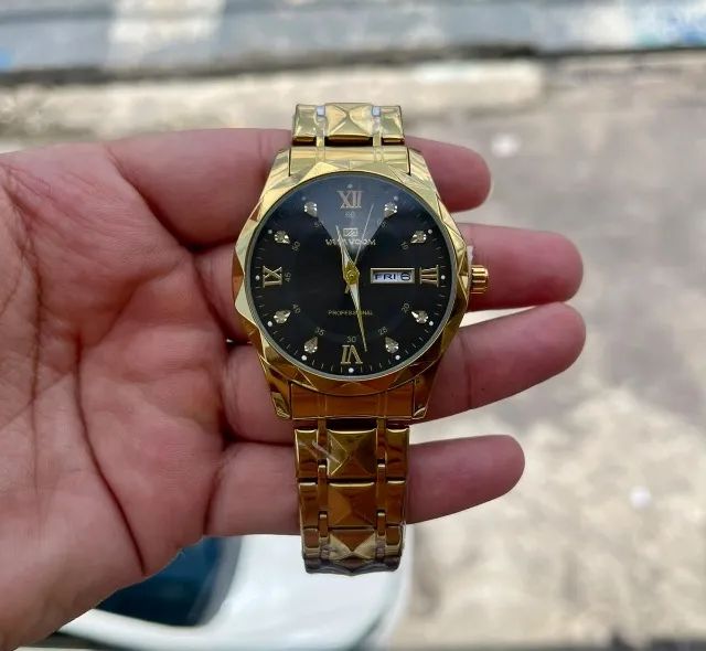 RELOGIO DE LUXO ESTILO DIAMANTADO - OFERTAS - Foto 2
