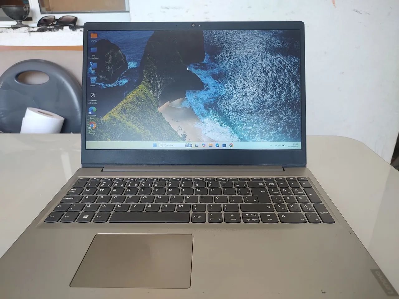 Notebook Lenovo, ideapad 4GB + 128GB. Semi Novo - Foto 4